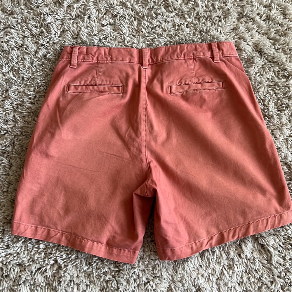GAP shorts - Picture 2 of 3